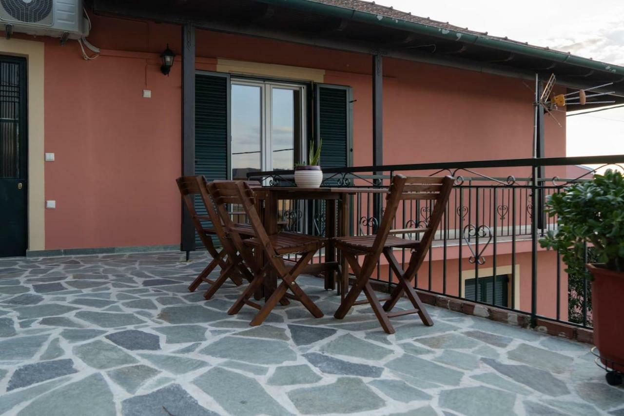 Coralli Pentati 1 "Dimitris Apartments" Exteriör bild